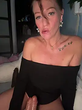 AlessasRoom online show from March 10, 2026, 6:50 am