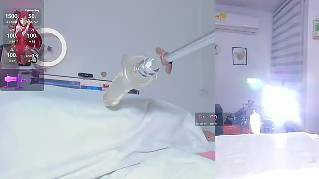 Maria Jones  online show from October 23, 2025, 1:37 am