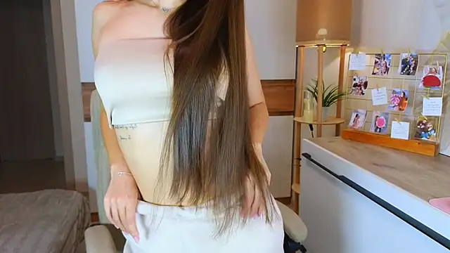 Snapshot of mellowness_ chatting on September 30, 2025, 11:49 am mellowness online show from September 30, 2025, 11:49 am