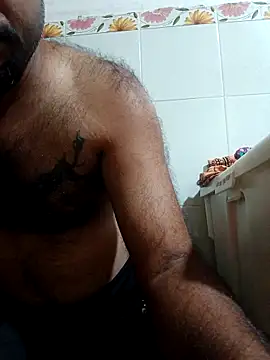 Snapshot of carria_homes chatting on December 21, 2025, 7:15 pm carria homes online show from December 21, 2025, 7:15 pm