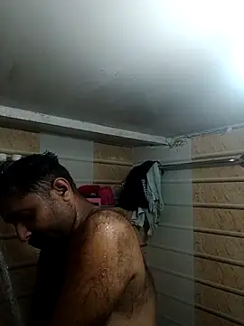 Snapshot of carria_homes chatting on December 17, 2025, 8:08 am carria homes online show from December 17, 2025, 8:08 am