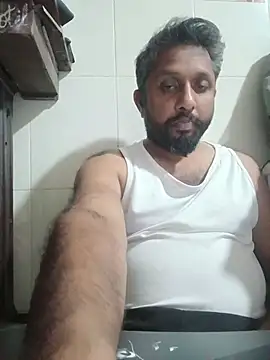 Snapshot of carria_homes chatting on January 7, 2026, 7:08 pm carria homes online show from January 7, 2026, 7:08 pm