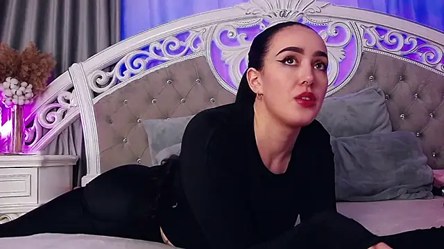 KimKhallifa online show from January 19, 2026, 1:26 pm