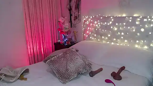 Snapshot of Von_T_ chatting on March 21, 2025, 10:50 pm Von T online show from March 21, 2025, 10:50 pm