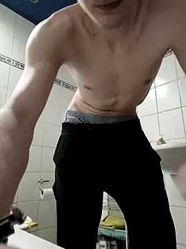 HalloMarcy online show from March 5, 2025, 9:05 am