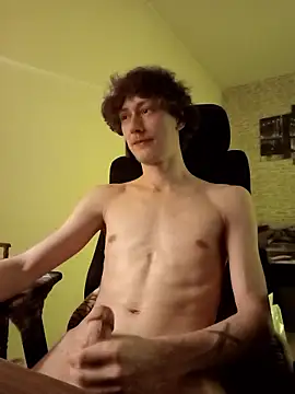 HalloMarcy online show from January 18, 2026, 4:43 pm