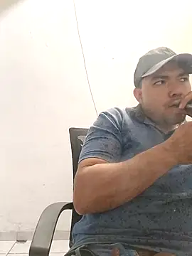 chinoxxx online show from February 23, 2026, 10:10 pm