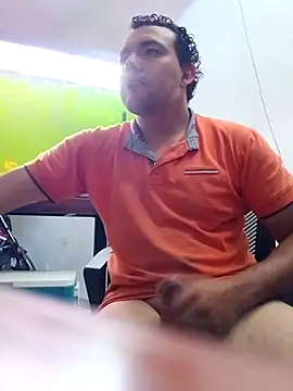 chinoxxx online show from April 25, 2026, 10:29 pm