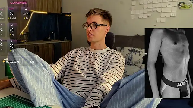 Leonnextdoor online show from February 25, 2026, 10:04 am