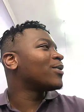 Redfucks333 online show from October 22, 2025, 9:09 am