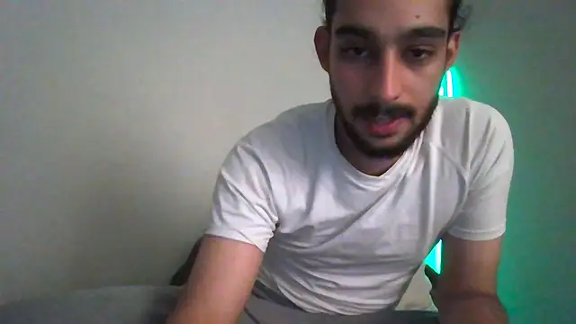 Levi Latino online show from October 10, 2025, 11:16 pm