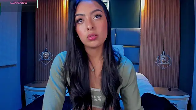Snapshot of Camila_dupont chatting on September 12, 2025, 3:50 am Camila dupont online show from September 12, 2025, 3:50 am