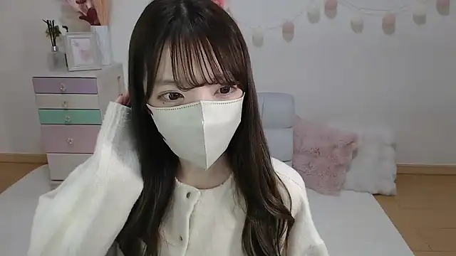 -RANRAN- online show from January 28, 2025, 12:11 pm