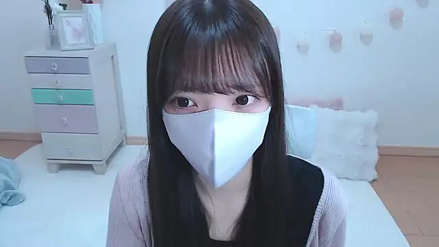 -RANRAN- online show from March 22, 2025, 1:22 am