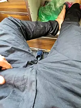 Snapshot of pyasevickybabu563 chatting on March 18, 2025, 9:34 am pyasevickybabu563 online show from March 18, 2025, 9:34 am