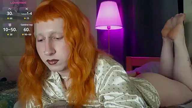 Snapshot of DavidLiiio chatting on March 17, 2026, 11:30 pm DavidLiiio online show from March 17, 2026, 11:30 pm