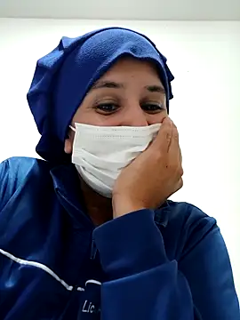 rosifernan online show from February 13, 2025, 6:37 pm