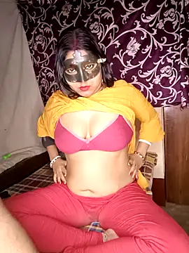 Hot muskaan online show from November 17, 2025, 9:52 pm