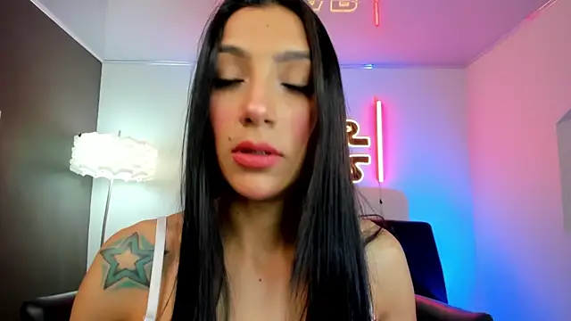 Snapshot of miss___evangeline chatting on January 19, 2026, 2:04 am miss evangeline online show from January 19, 2026, 2:04 am