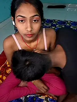 Snapshot of Virl_clople chatting on February 6, 2025, 5:30 pm Virl clople online show from February 6, 2025, 5:30 pm