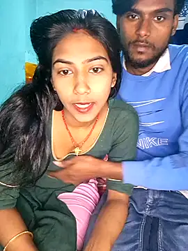 Snapshot of Virl_clople chatting on January 22, 2025, 5:28 pm Virl clople online show from January 22, 2025, 5:28 pm