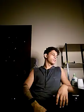 MALIK-PARVATI online show from April 4, 2026, 3:57 am