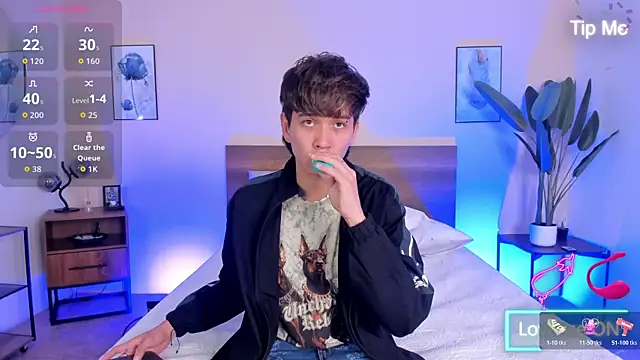 Brian-Ausslos online show from December 14, 2025, 4:40 am