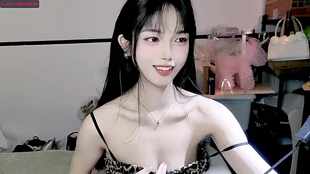 diandian-866 online show from March 12, 2025, 4:13 pm