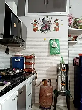 Best-Couple online show from September 13, 2025, 4:45 am