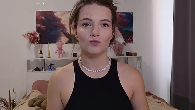 Nellie Medina online show from October 18, 2025, 7:10 am