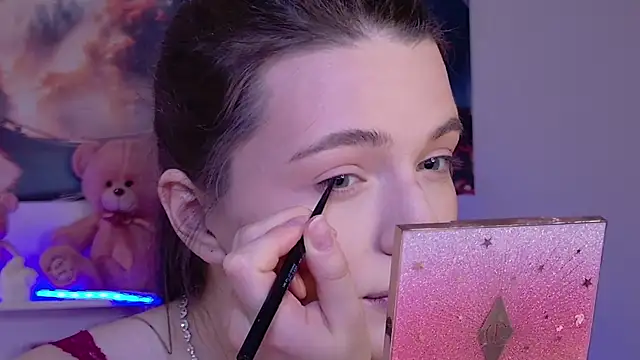 Nellie Medina online show from February 17, 2026, 7:11 pm