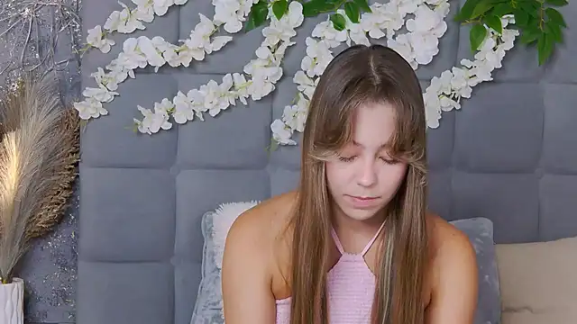 TheEmma online show from December 1, 2025, 10:27 am