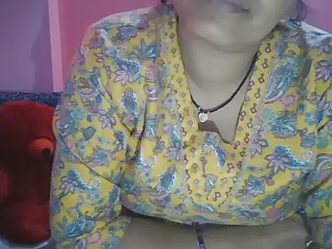 Hot-shanvi online show from February 25, 2026, 6:02 am