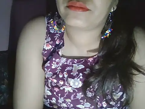 Hot-shanvi online show from April 4, 2026, 5:19 pm