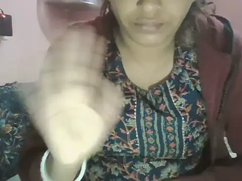 Hot-shanvi online show from November 14, 2025, 12:25 am