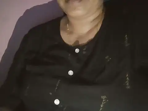 Hot-shanvi online show from July 4, 2026, 1:04 pm