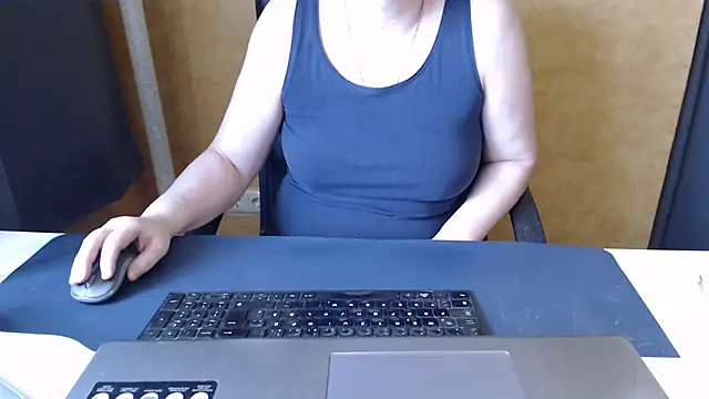 Sweet Phoenix online show from February 17, 2026, 9:06 am