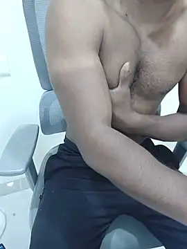 Snapshot of hot_boy_dic chatting on March 18, 2026, 2:52 pm hot boy dic online show from March 18, 2026, 2:52 pm