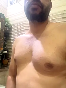 skyisthelimit12 online show from November 11, 2025, 1:33 am