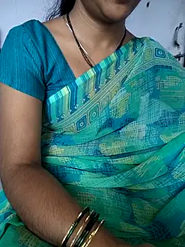 lovelygirl4567 online show from January 7, 2026, 6:18 am