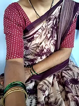 lovelygirl4567 online show from January 8, 2026, 6:41 am