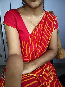 lovelygirl4567 online show from November 25, 2025, 6:14 am