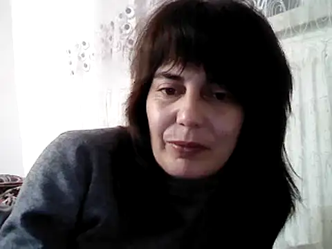Snapshot of Amalia_Cori chatting on January 1, 2025, 9:52 pm Amalia Cori online show from January 1, 2025, 9:52 pm