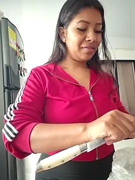 Snapshot of PaulaOrtiz_1 chatting on October 11, 2025, 4:19 pm PaulaOrtiz 1 online show from October 11, 2025, 4:19 pm