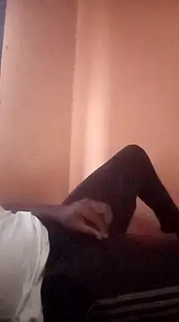 Snapshot of Kwanele854 chatting on February 18, 2025, 4:03 pm Kwanele854 online show from February 18, 2025, 4:03 pm