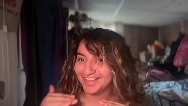 Snapshot of mamifresita chatting on November 11, 2025, 7:41 pm mamifresita online show from November 11, 2025, 7:41 pm