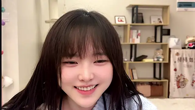 Chenjing0 online show from October 30, 2025, 12:58 pm