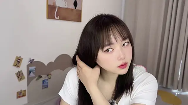 Chenjing0 online show from April 9, 2026, 4:58 am