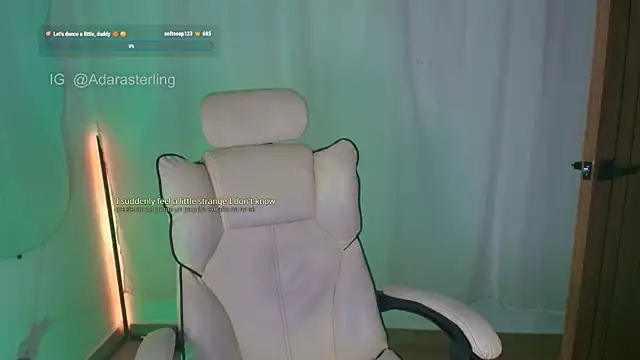 Snapshot of babepeach_ chatting on February 20, 2026, 11:17 pm babepeach online show from February 20, 2026, 11:17 pm