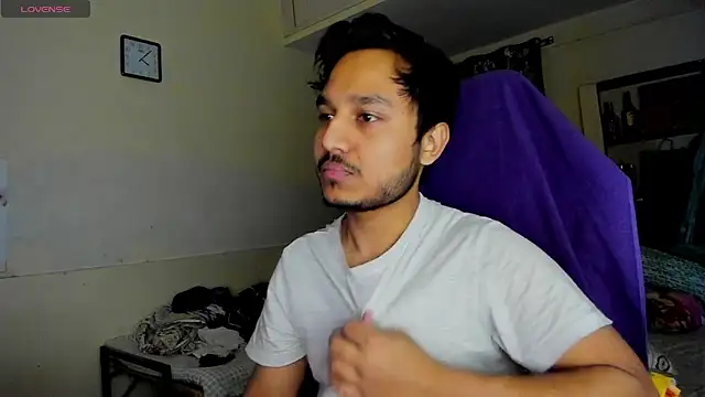 Snapshot of fuckkboy101 chatting on March 13, 2025, 10:26 am fuckkboy101 online show from March 13, 2025, 10:26 am